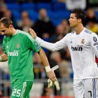 Dudek salió por fractura en quijada Foto: AFP