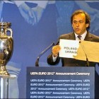 UEFA advierte peligro ante posibles estafas en la Euro-2012 UEFA advierte peligro ante posibles estafas en la Euro-2012