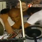 Celebrando el gol en el carrito de las desgracias Celebrando el gol en el carrito de las desgracias