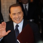Berlusconi habla del posible regreso de Kaká al Milan Berlusconi habla del posible regreso de Kaká al Milan