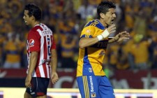 Tigres vs Chivas
