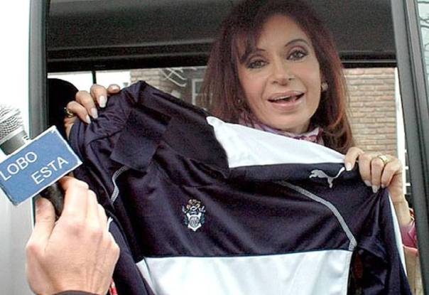 http://www.futbolsapiens.com/wp-content/uploads/2011/06/2011.06.30-cristinahinchadellobo.jpg