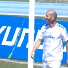 Zidane, como enano