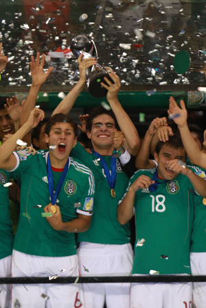 México festeja un nuevo título MEXSPORT | Niñotes campeones
