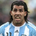 Carlos Tévez Se la aplican al Apache