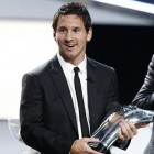 Messi trofeo mejor UEFA Messi trofeo mejor UEFA