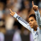 Omar Bravo Omar Bravo