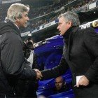 MOURINHO | "Sólo tenía tres cambios, pero hubiera quitado a los once" MOURINHO | "Sólo tenía tres cambios, pero hubiera quitado a los once"