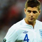 Dejaría la selección para jugar más tiempo con el Liverpool en buenas condiciones...