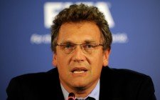 Quiere que se apuren los brasileños...