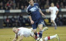 Senderos y Messi