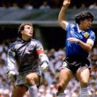 Shilton y Maradona - La Mano de Dios