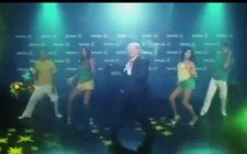Blater bailando