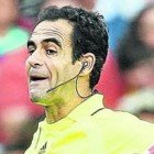 2012.05.23-velasco-carballo Árbitro español se considera más profesional que futbolistas