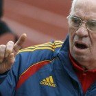 Luis Aragones Aragones dice que el estilo de la Furia Roja no es el del Barcelona