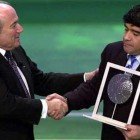 Blatter critica a Maradona