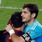 Iker Casillas Iker y Xavi al final del clásico en Camp Nou