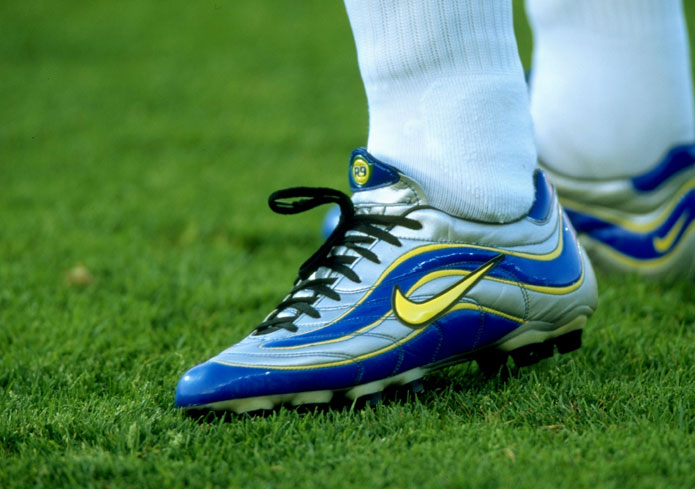 nike air max ronaldo r9