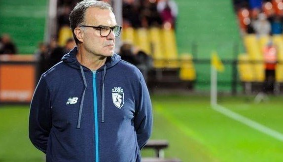 Lille termina su relación con el técnico Marcelo Bielsa