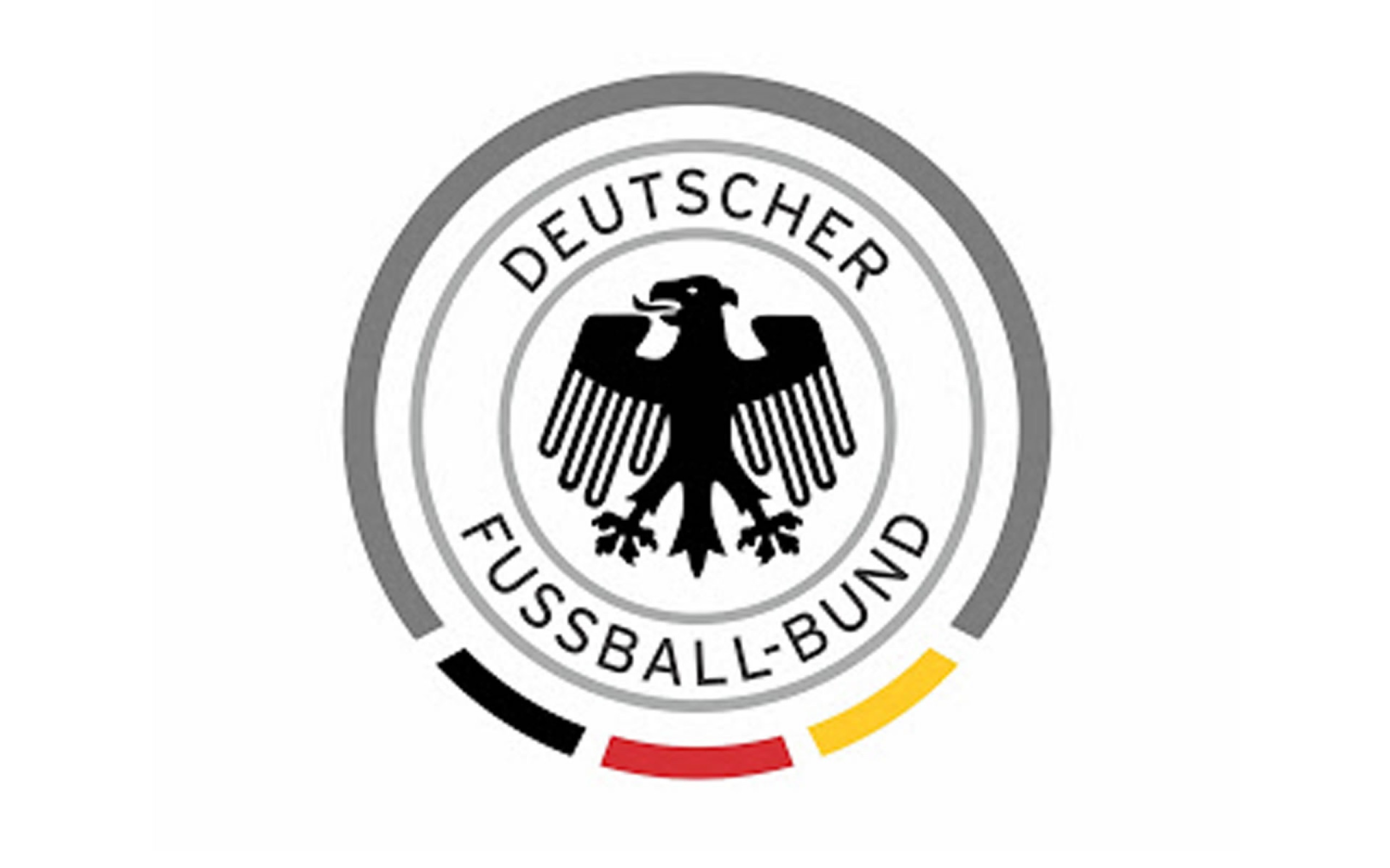 Controversia por el águila de la selección alemana - Futbol Sapiens