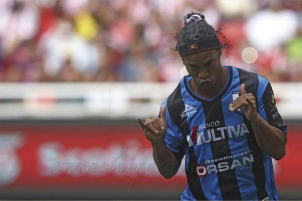 Ronaldinho ya tiene su propia canción