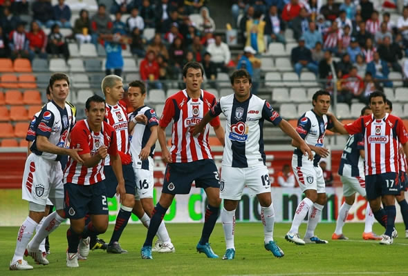 Minuto a minuto de Pachuca vs Chivas - Futbol Sapiens