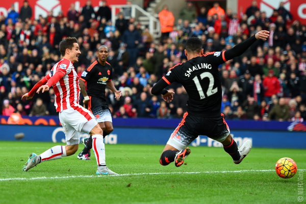 Stoke City vs Manchester United Premier League 2015 - Futbol Sapiens