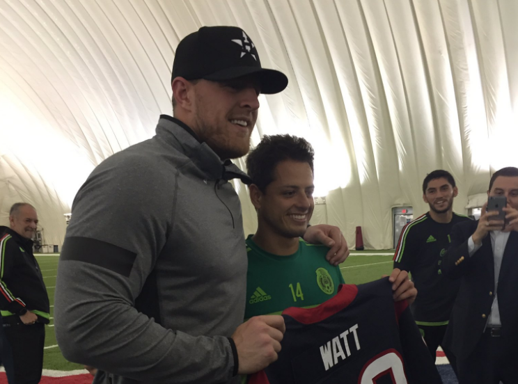 Chicharito Convive Con Jj Watt Chicharito Convive Con Jj Watt