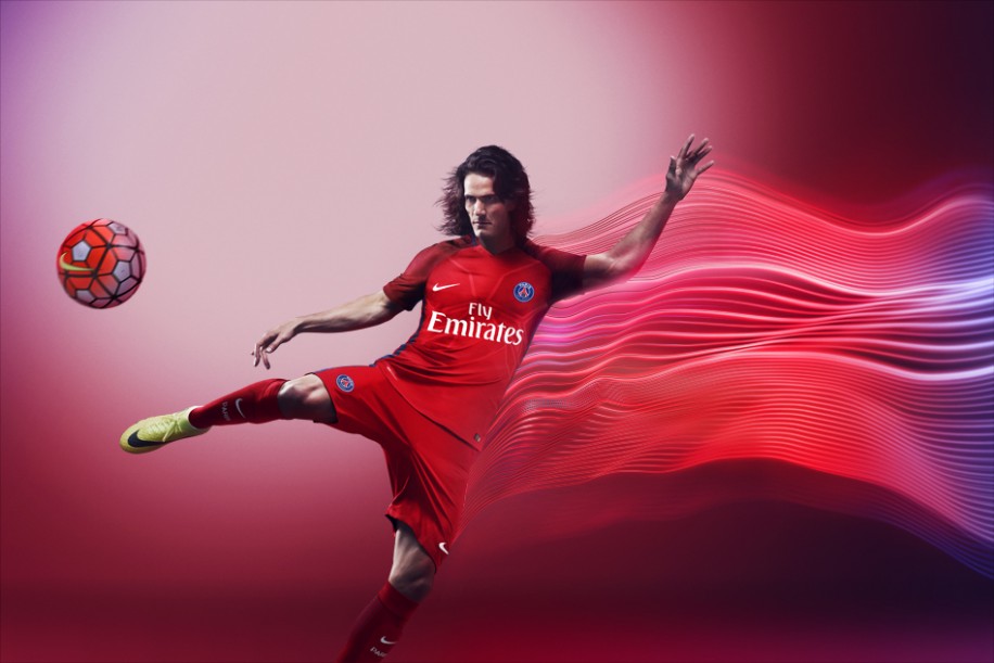 El PSG presentó su segunda equipación para la 2016/2017