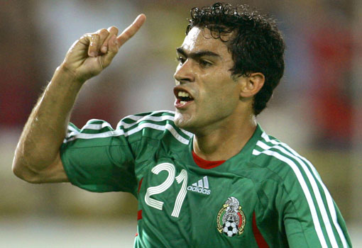 Nery Castillo podría volver a jugar y sería en Cruz Azul