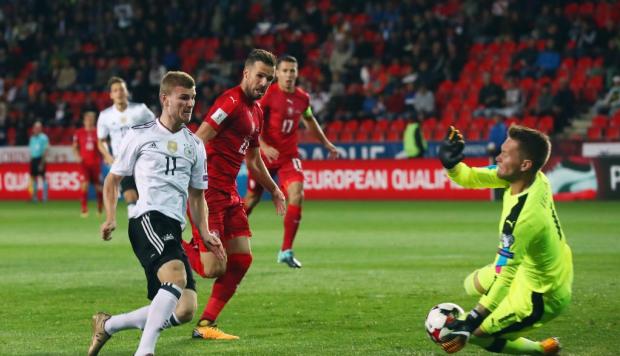 Alemania se acerca al mundial luego de vencer a República Checa