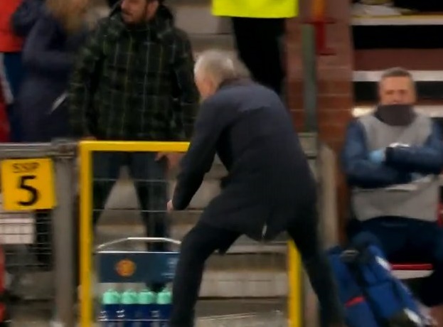 EL LOCO FESTEJO DE MOURINHO EL LOCO FESTEJO DE MOURINHO