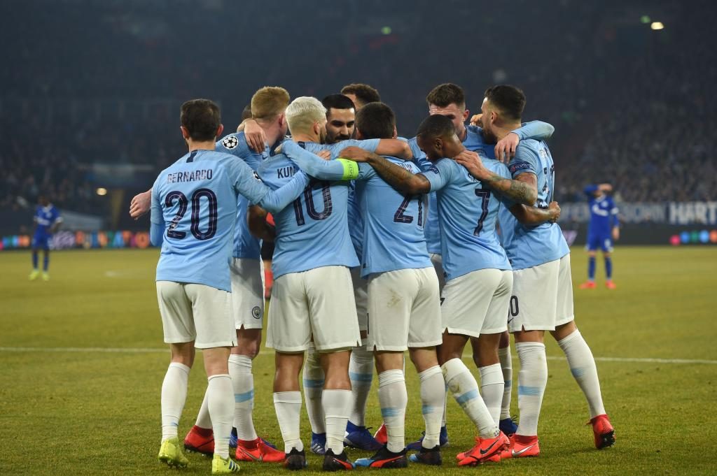 Manchester City sufrió para vencer al Schalke