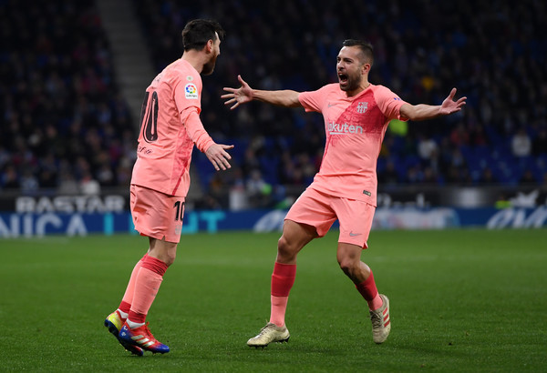 Jordi Alba renueva su contrato con el FC Barcelona