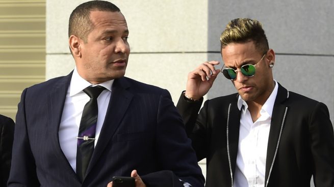 El padre de Neymar ya negocia la renovación por el PSG