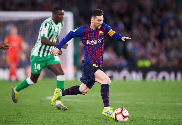 Messi toma distancia en la Bota de Oro