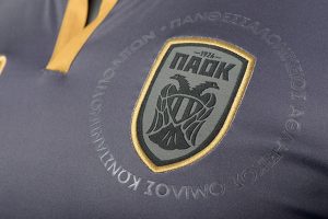 El escudo del PAOK guarda una estrecha relación con los inicios del club El escudo del PAOK guarda una estrecha relación con los inicios del club