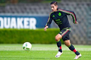 Erick Aguirre en un entrenamiento con el "Tri" Erick Aguirre en un entrenamiento con el "Tri"