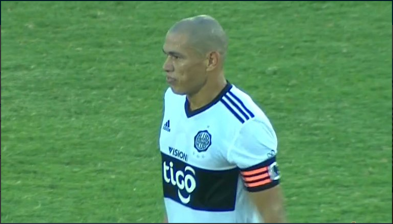 Darío Verón, emblema de Pumas, se retira hoy del futbol Darío Verón, emblema de Pumas, se retira hoy del futbol
