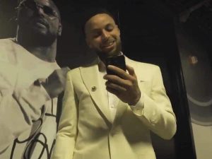 Curry se comunicó con Drake tras el partido para felicitarlo Curry se comunicó con Drake tras el partido para felicitarlo