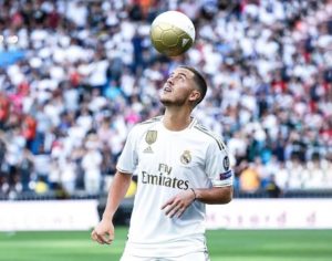 Hazard espera por su dorsal en Madrid Hazard espera por su dorsal en Madrid