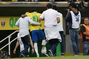 Neymar se retiró lesionado y se perderá la Copa América / Foto:Folha do Sao Paulo. Neymar se retiró lesionado y se perderá la Copa América / Foto:Folha do Sao Paulo.