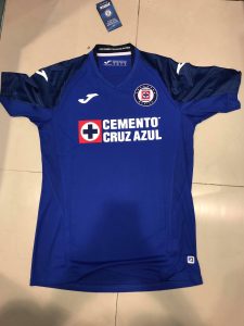 Cruz Azul ya tiene nueva indumentaria para el Apertura 2019 / Foto: vía Twitter Cruz Azul ya tiene nueva indumentaria para el Apertura 2019 / Foto: vía Twitter