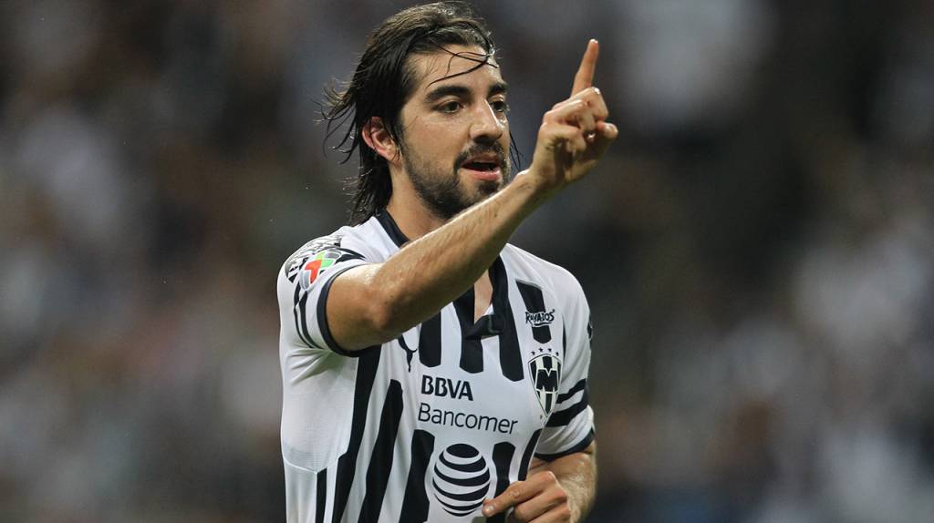 https://www.futbolsapiens.com/wp-content/uploads/2019/08/rodolfo-pizarro.jpeg