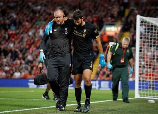 Alisson volvería a mediados de octubre