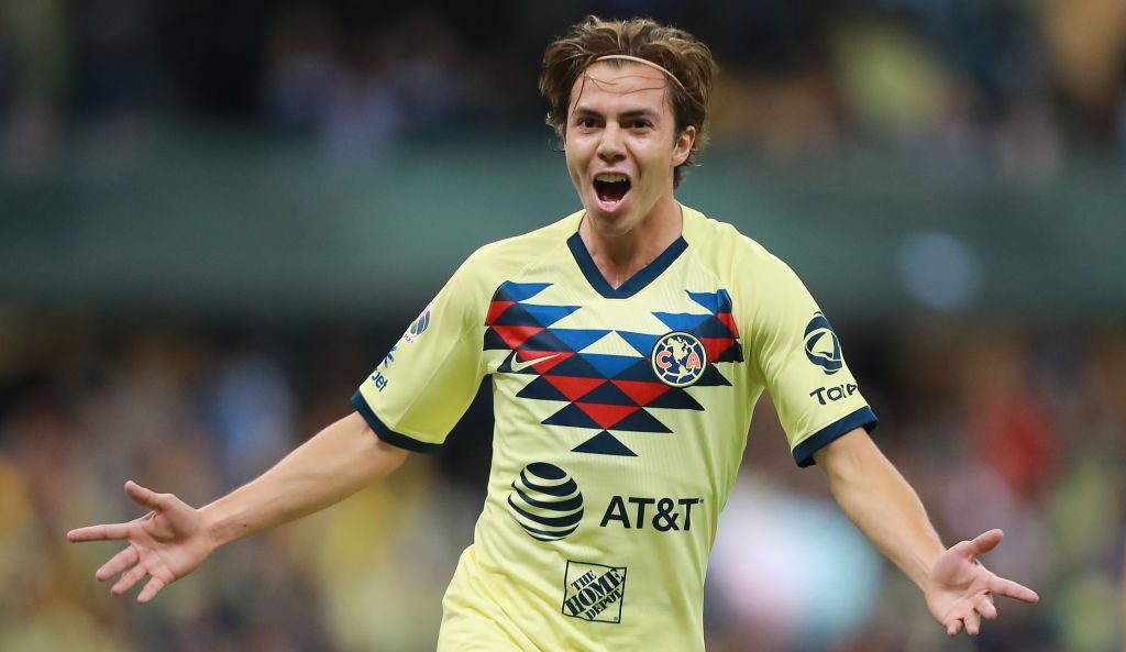 Sebastián Córdova explicó su festejo "a lo Messi" en el Clásico Nacional.Sebastián Córdova explicó su festejo "a lo Messi" en el Clásico Nacional. Sebastián Córdova explicó su festejo "a lo Messi" en el Clásico Nacional.