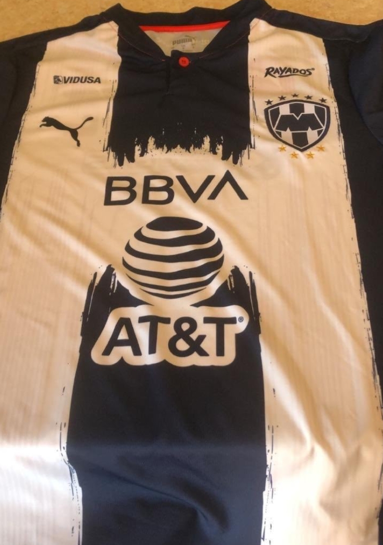 Playera de sales rayados brochazos