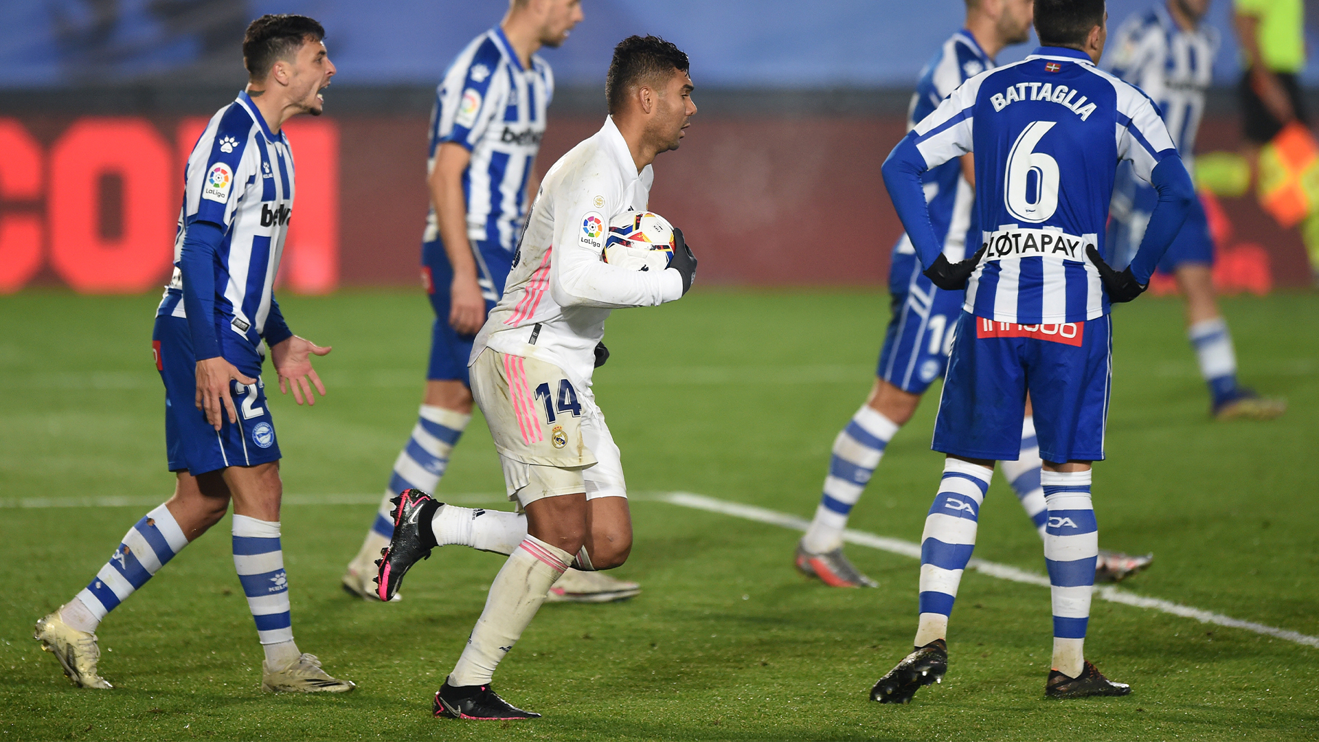 Casemiro llegó a un acuerdo para jugar en la Premier League Futbol