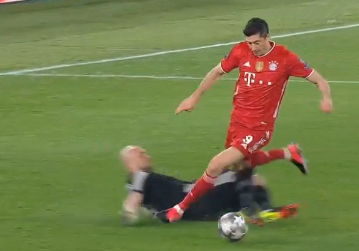 Real Madrid. PSG. Bayern. Lewandowski