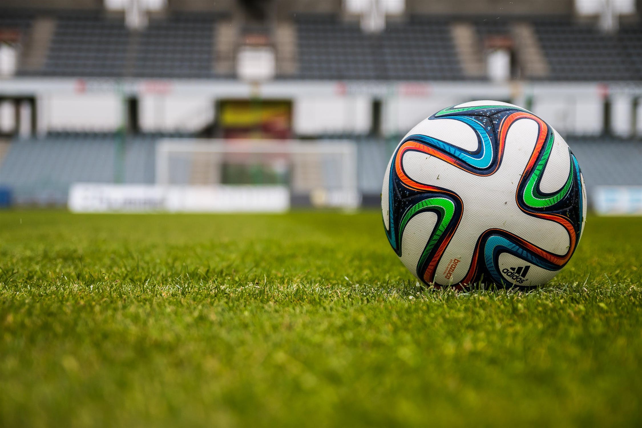 Las Eliminatorias están en juego y algunas selecciones asoman como favoritas a conseguir el trofeo Las Eliminatorias están en juego y algunas selecciones asoman como favoritas a conseguir el trofeo